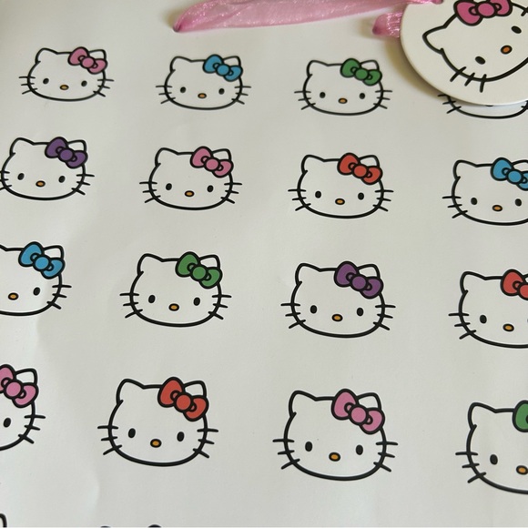 Hello Kitty Gift Bags - Set of 3 - Picture 5 of 5